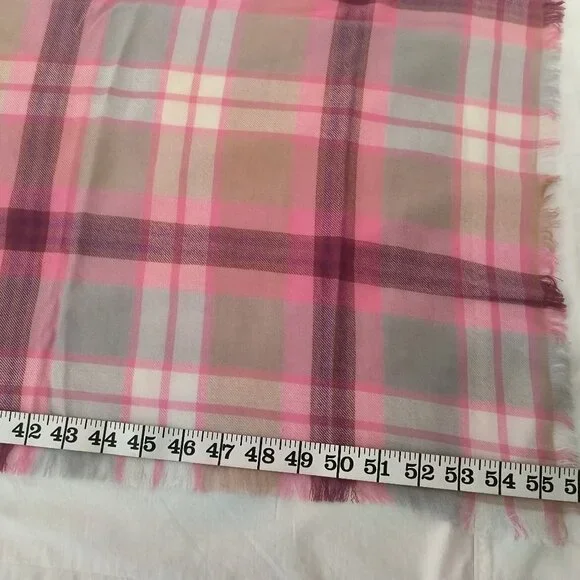 Coach NWT Wool Ladies Scarf - Picture 5 of 5